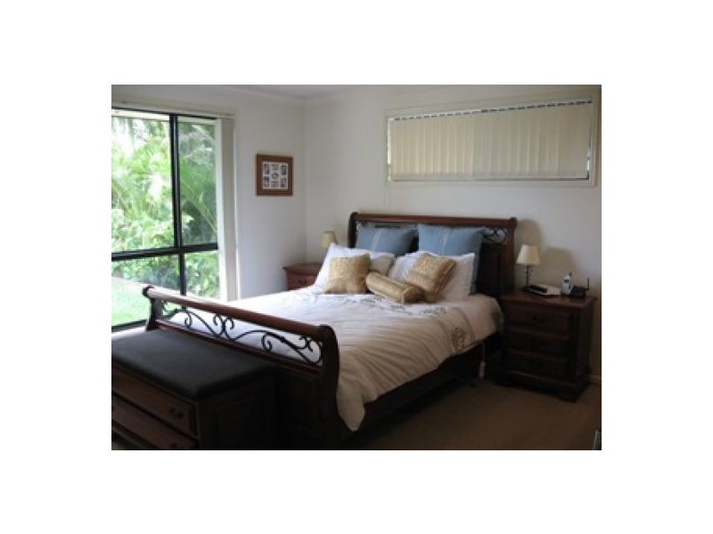 3 Treviso Court, Urangan QLD 4655