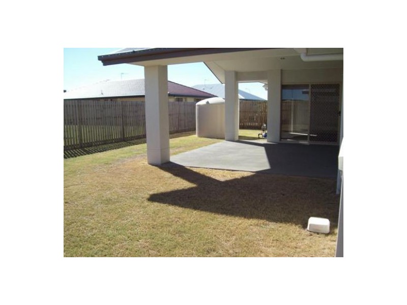 5 Fishburn Way, Eli Waters QLD 4655