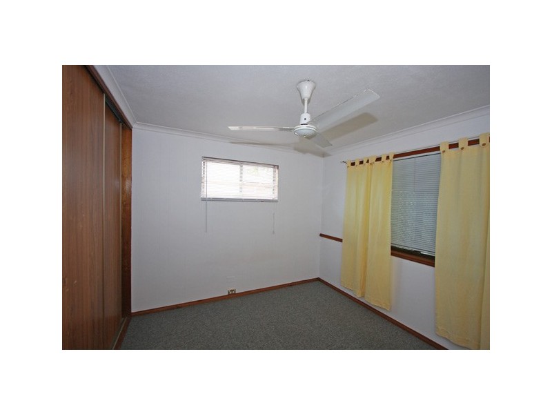 9 Southerden Street, Torquay QLD 4655