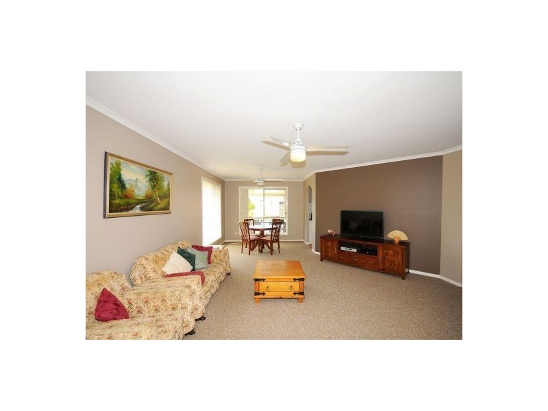 20 Archer Drive, Point Vernon QLD 4655