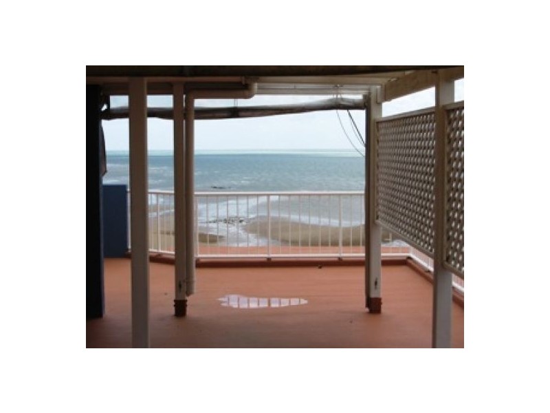 143 Great Sandy Straits Marina, Urangan QLD 4655