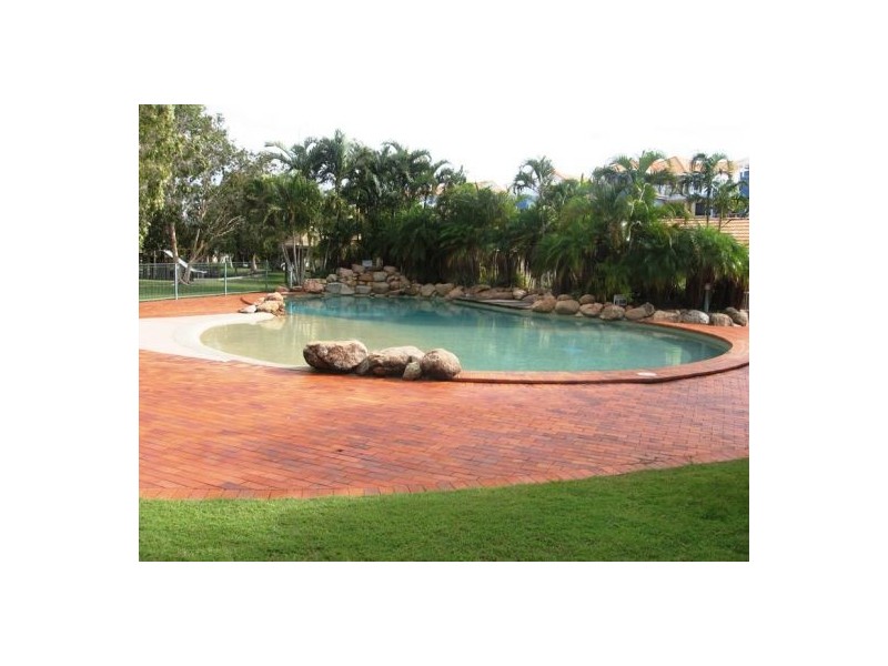 143 Great Sandy Straits Marina, Urangan QLD 4655