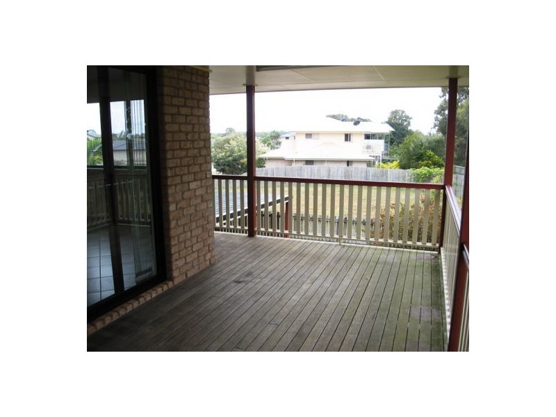 36 Foreshore Drive, Urangan QLD 4655