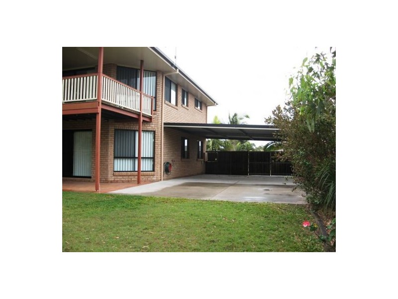 36 Foreshore Drive, Urangan QLD 4655
