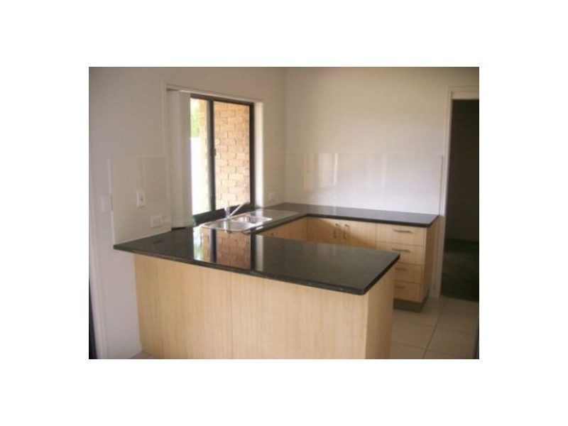 11/ 146 Elizabeth Street, Urangan QLD 4655