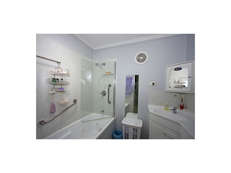 1 South Street, Urangan QLD 4655