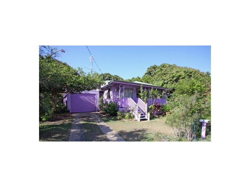 1 South Street, Urangan QLD 4655