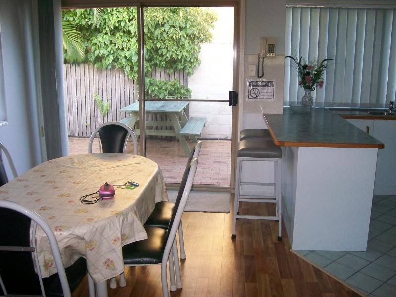 Unit 2, 146 Cypress Street, Urangan QLD 4655