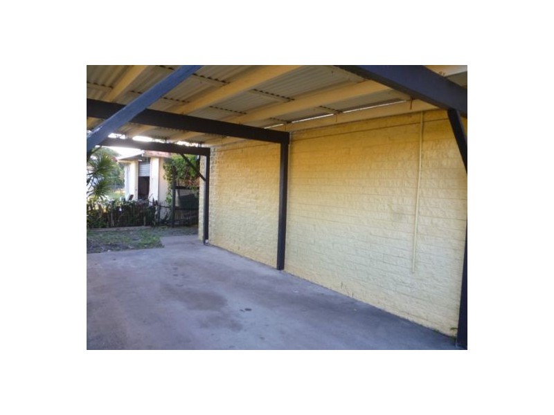 2/10 Hibiscus Street, Urangan QLD 4655