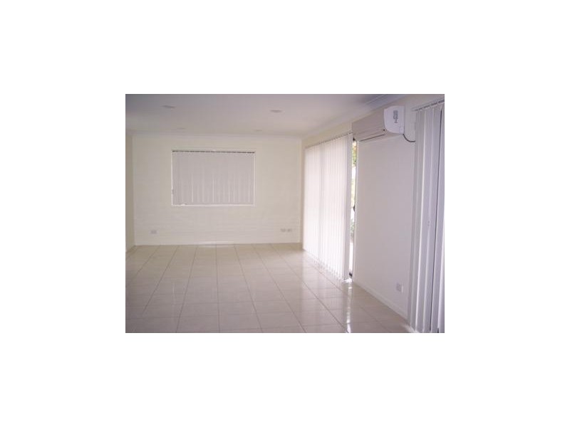 653-654 Seashells, The Esplanade, Urangan QLD 4655