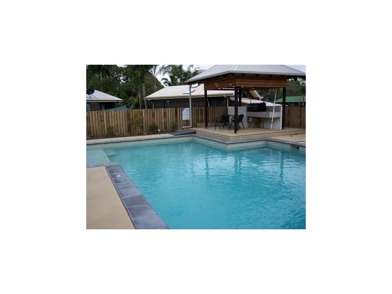 653-654 Seashells, The Esplanade, Urangan QLD 4655