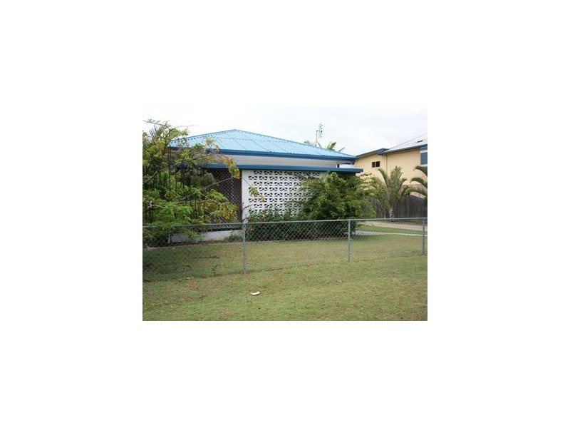 122 Long Street, Hervey Bay QLD 4655