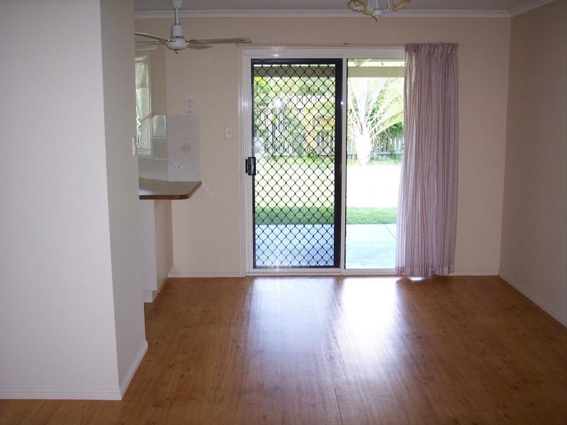 6 Shoreline Court, Urangan QLD 4655