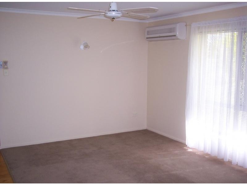 6 Shoreline Court, Urangan QLD 4655