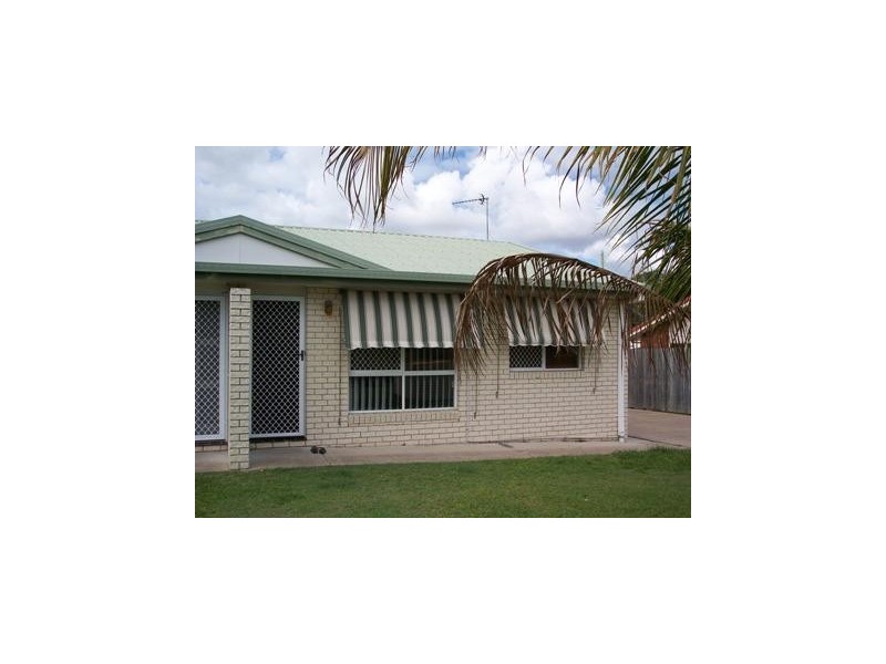 2/9 Wedge Street, Hervey Bay QLD 4655