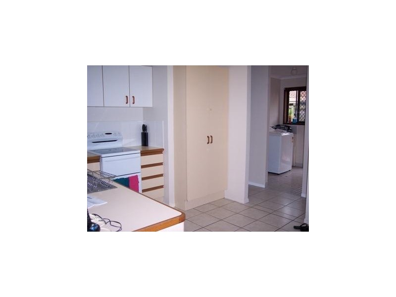 28 Galatea Street, Point Vernon QLD 4655