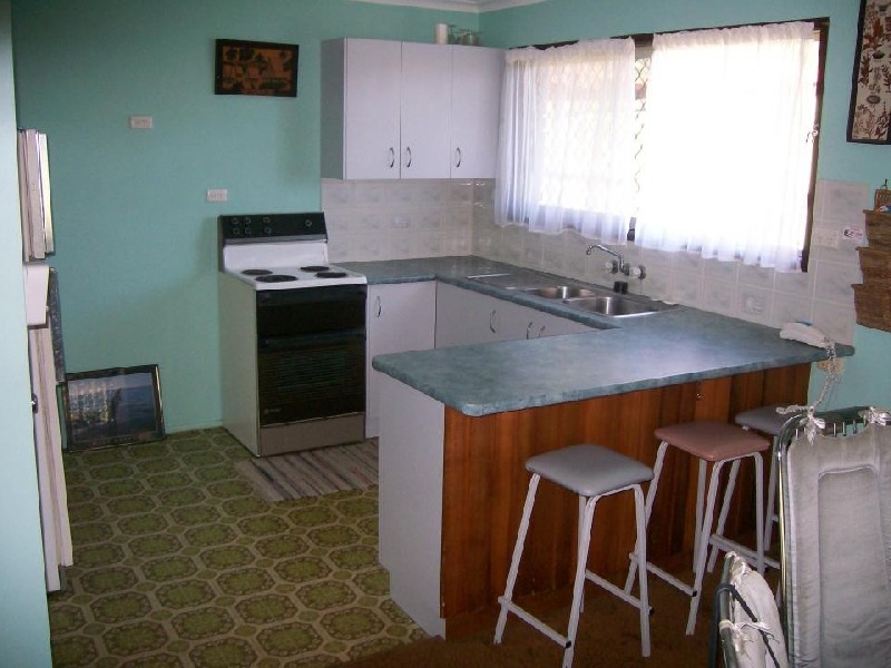 39 Hayworth Street, Point Vernon QLD 4655