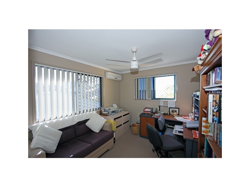 102 34 Elizabeth St, Urangan QLD 4655