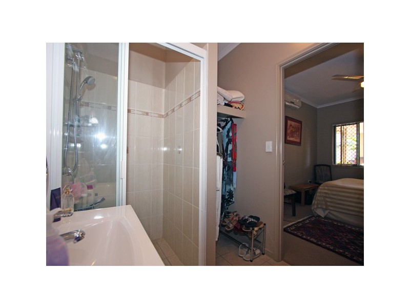 102 34 Elizabeth St, Urangan QLD 4655