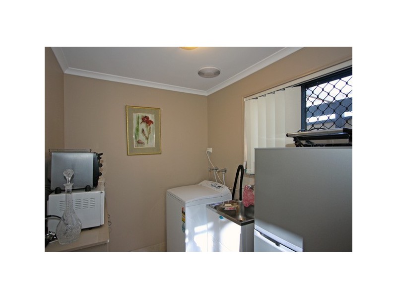102 34 Elizabeth St, Urangan QLD 4655