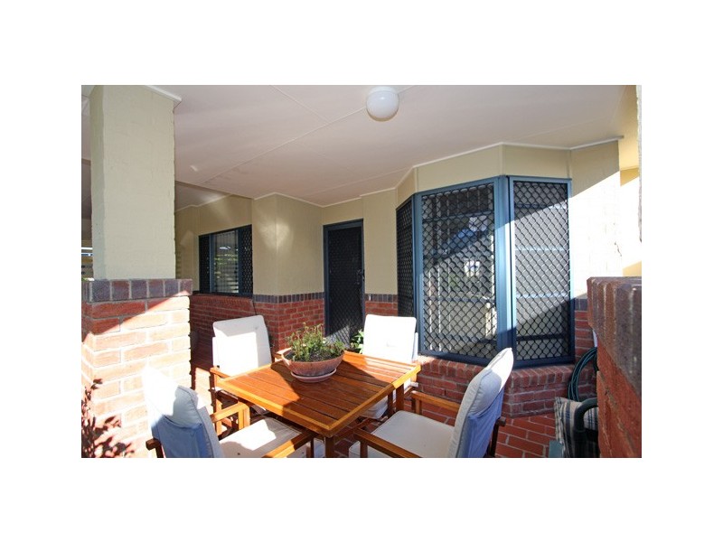102 34 Elizabeth St, Urangan QLD 4655