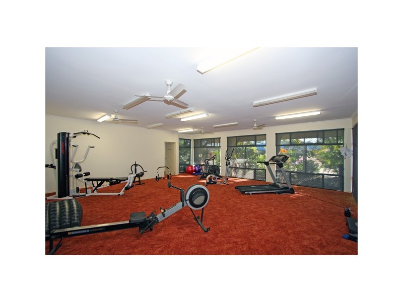 102 34 Elizabeth St, Urangan QLD 4655