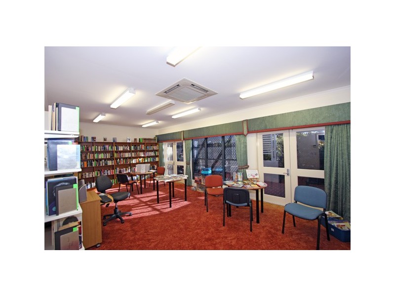 102 34 Elizabeth St, Urangan QLD 4655
