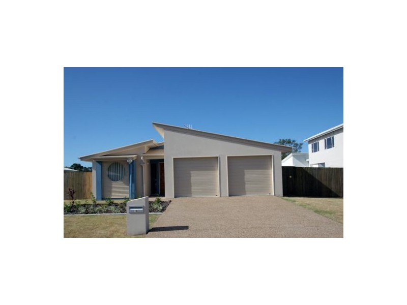 16 BRACKISH CRT, Toogoom QLD 4655
