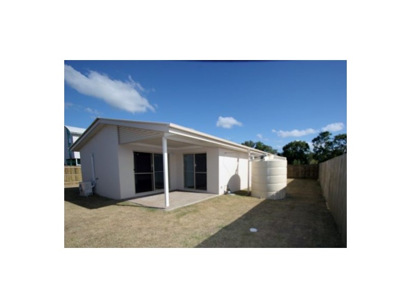 16 BRACKISH CRT, Toogoom QLD 4655