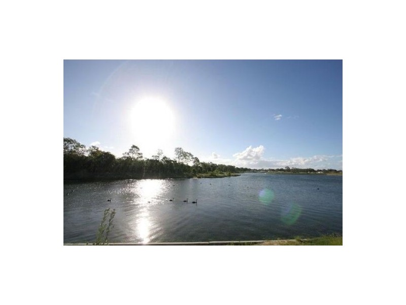 16 BRACKISH CRT, Toogoom QLD 4655