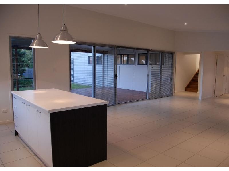 Point Vernon QLD 4655