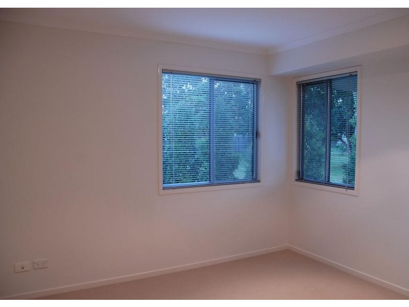 Point Vernon QLD 4655