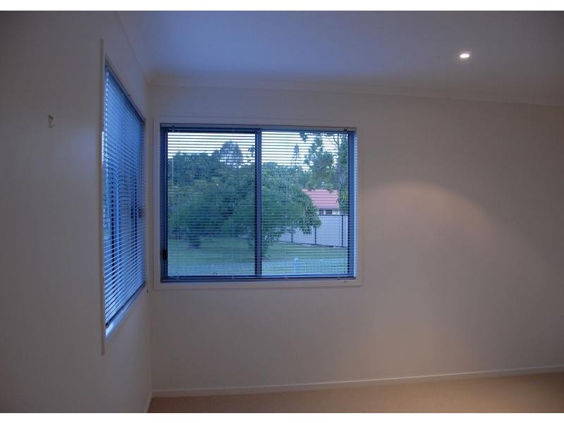 Point Vernon QLD 4655