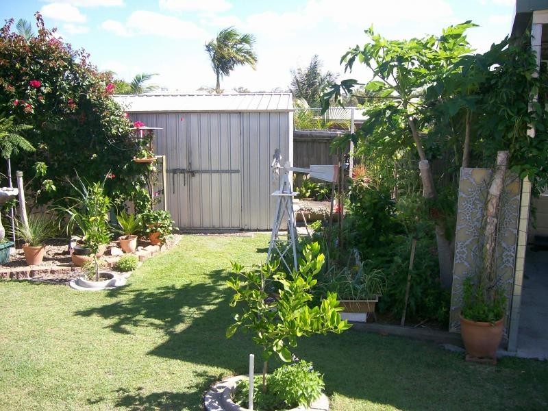 37 Bunker Avenue, Urraween QLD 4655