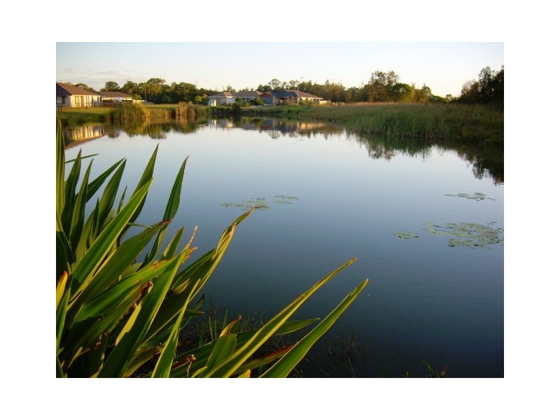 10 Anchorage Circuit, Point Vernon QLD 4655