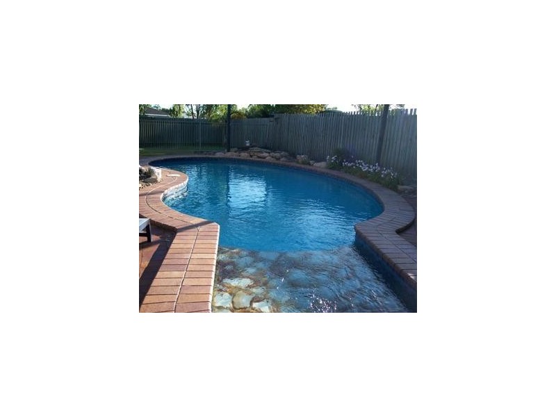 5 Honeysuckle Avenue, Hervey Bay QLD 4655