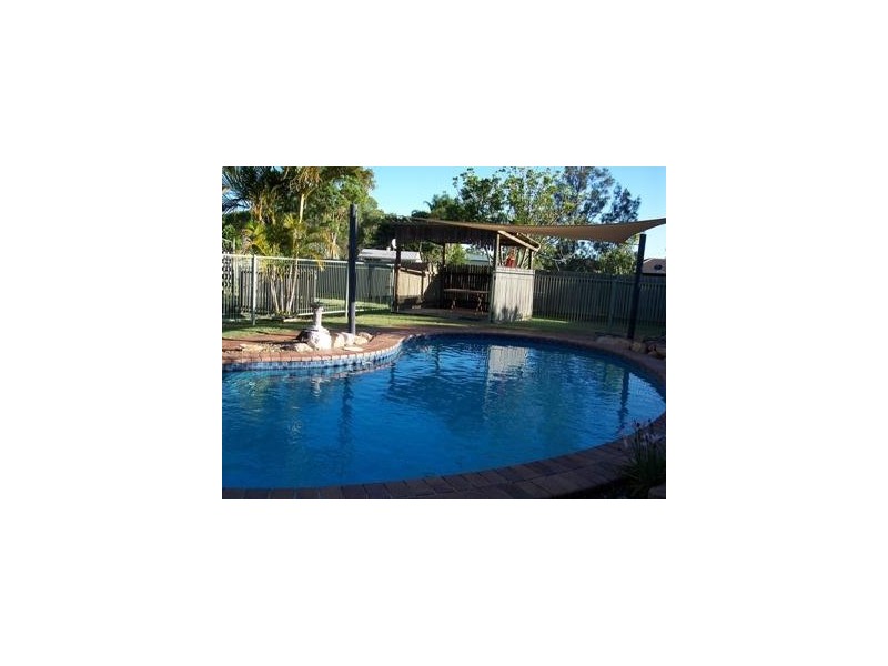 5 Honeysuckle Avenue, Hervey Bay QLD 4655