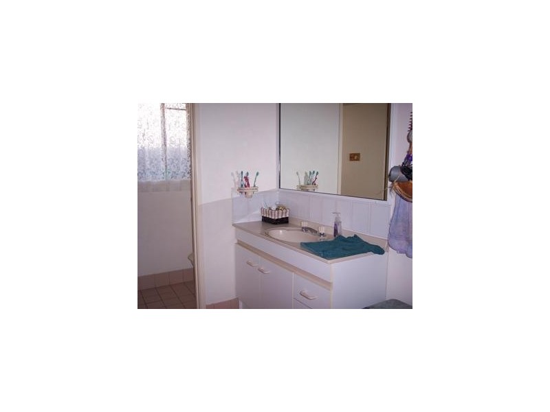 5 Honeysuckle Avenue, Hervey Bay QLD 4655