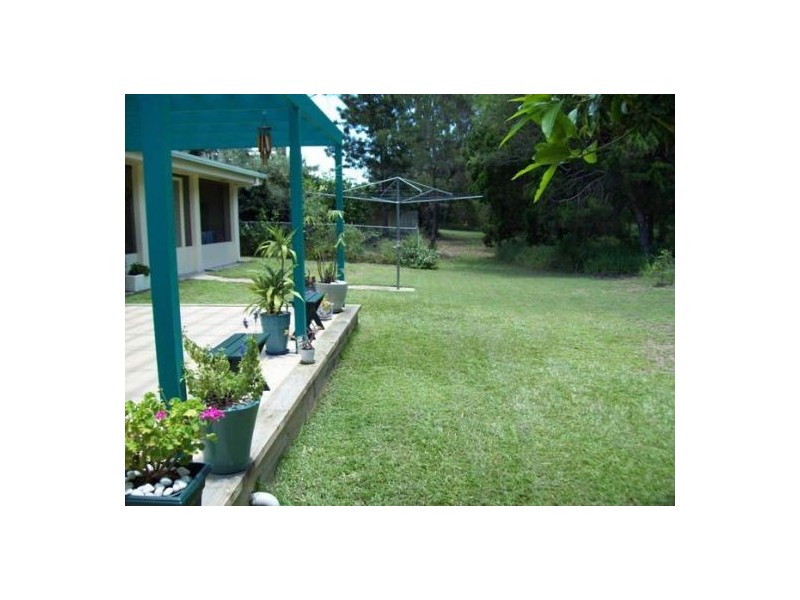 100 Kingfisher Parade, Hervey Bay QLD 4655