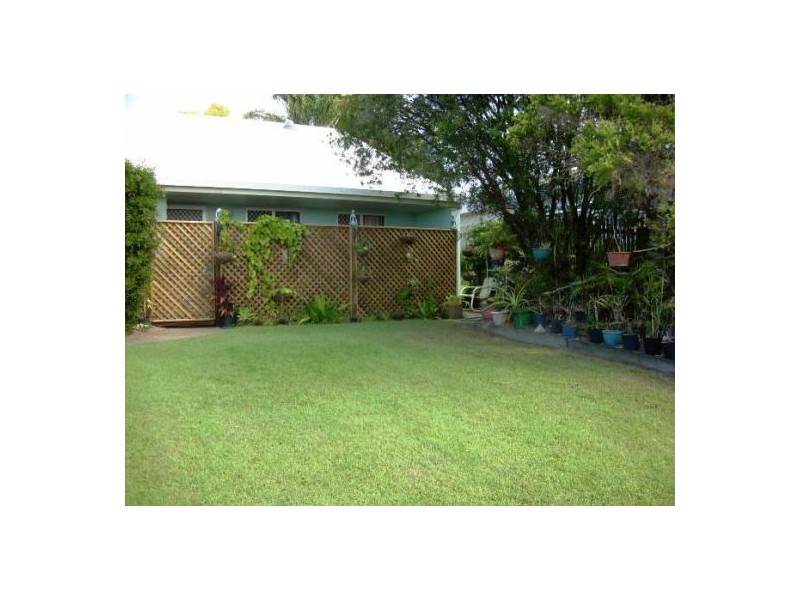 1/274 Main Street, Kawungan QLD 4655