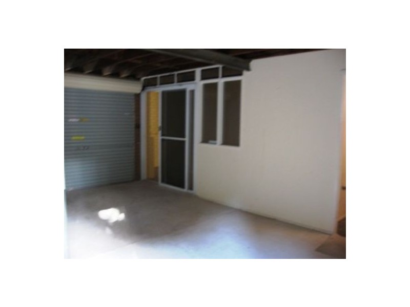 615 Esplanade, Urangan QLD 4655