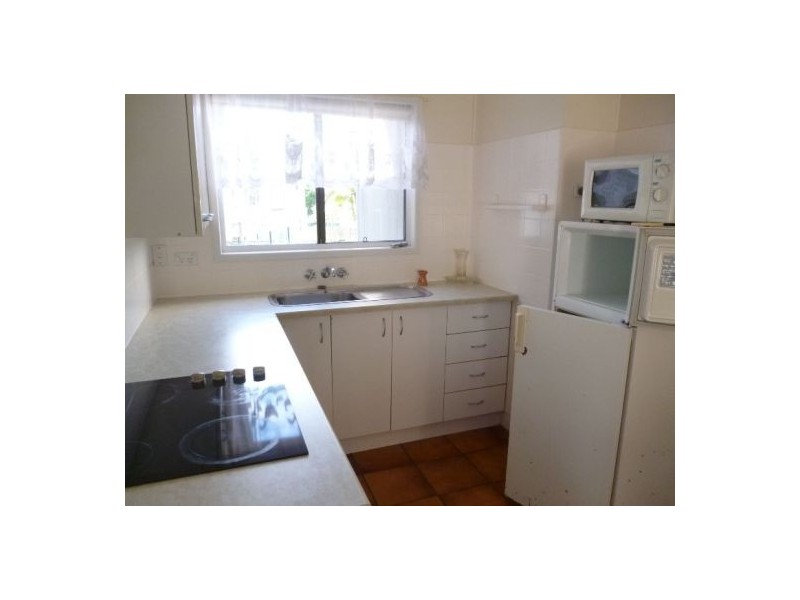 6/480 Esplanade, Torquay QLD 4655