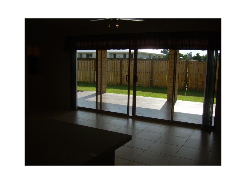 Point Vernon QLD 4655