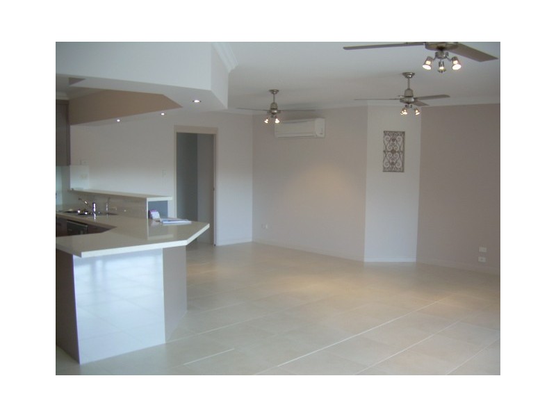Point Vernon QLD 4655