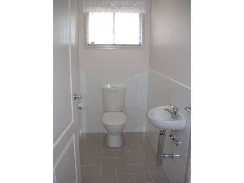 Point Vernon QLD 4655