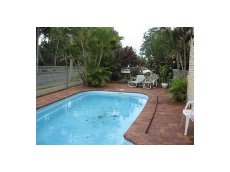 4/480 Esplanade, Torquay QLD 4655