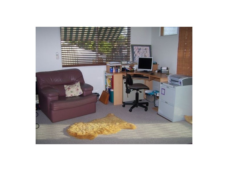 R9 26 Corser Street, Point Vernon QLD 4655