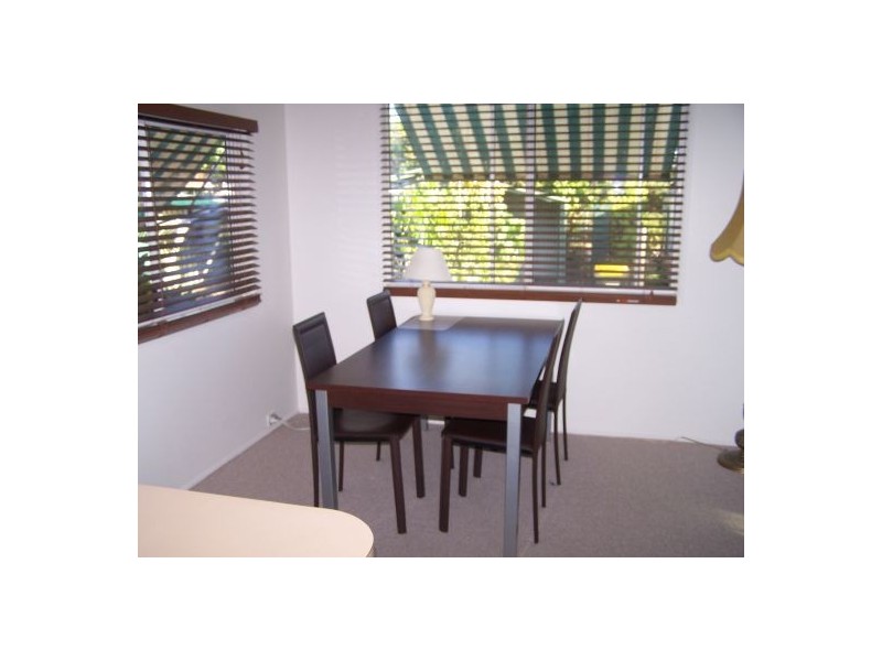 R9 26 Corser Street, Point Vernon QLD 4655