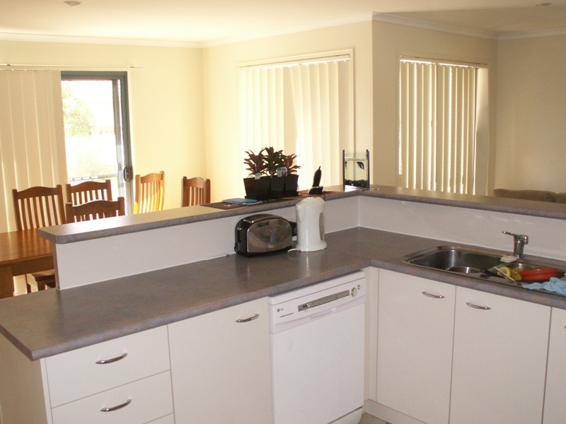 Eli Waters QLD 4655