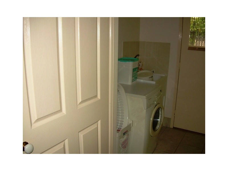 3 Benson Close, Urraween QLD 4655